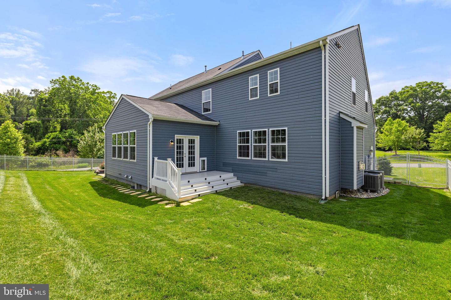 9010 STONE CREST DR, WARRENTON, Virginia 20186, 5 Bedrooms Bedrooms, ,4 BathroomsBathrooms,Residential,For sale,9010 STONE CREST DR,VAFQ2016828 MLS # VAFQ2016828