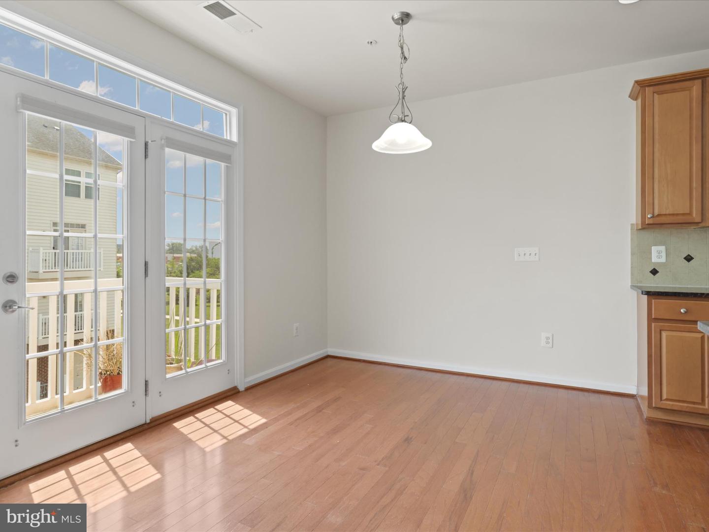 21640 ROMANS DR, ASHBURN, Virginia 20147, 3 Bedrooms Bedrooms, ,2 BathroomsBathrooms,Residential,For sale,21640 ROMANS DR,VALO2098122 MLS # VALO2098122
