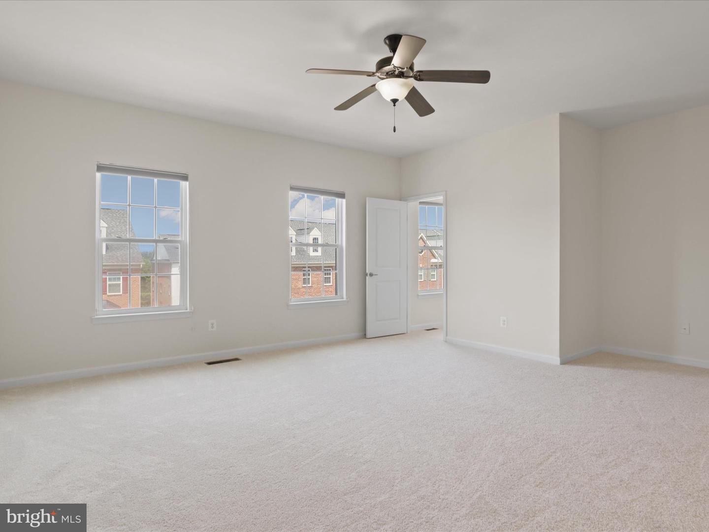 21640 ROMANS DR, ASHBURN, Virginia 20147, 3 Bedrooms Bedrooms, ,2 BathroomsBathrooms,Residential,For sale,21640 ROMANS DR,VALO2098122 MLS # VALO2098122