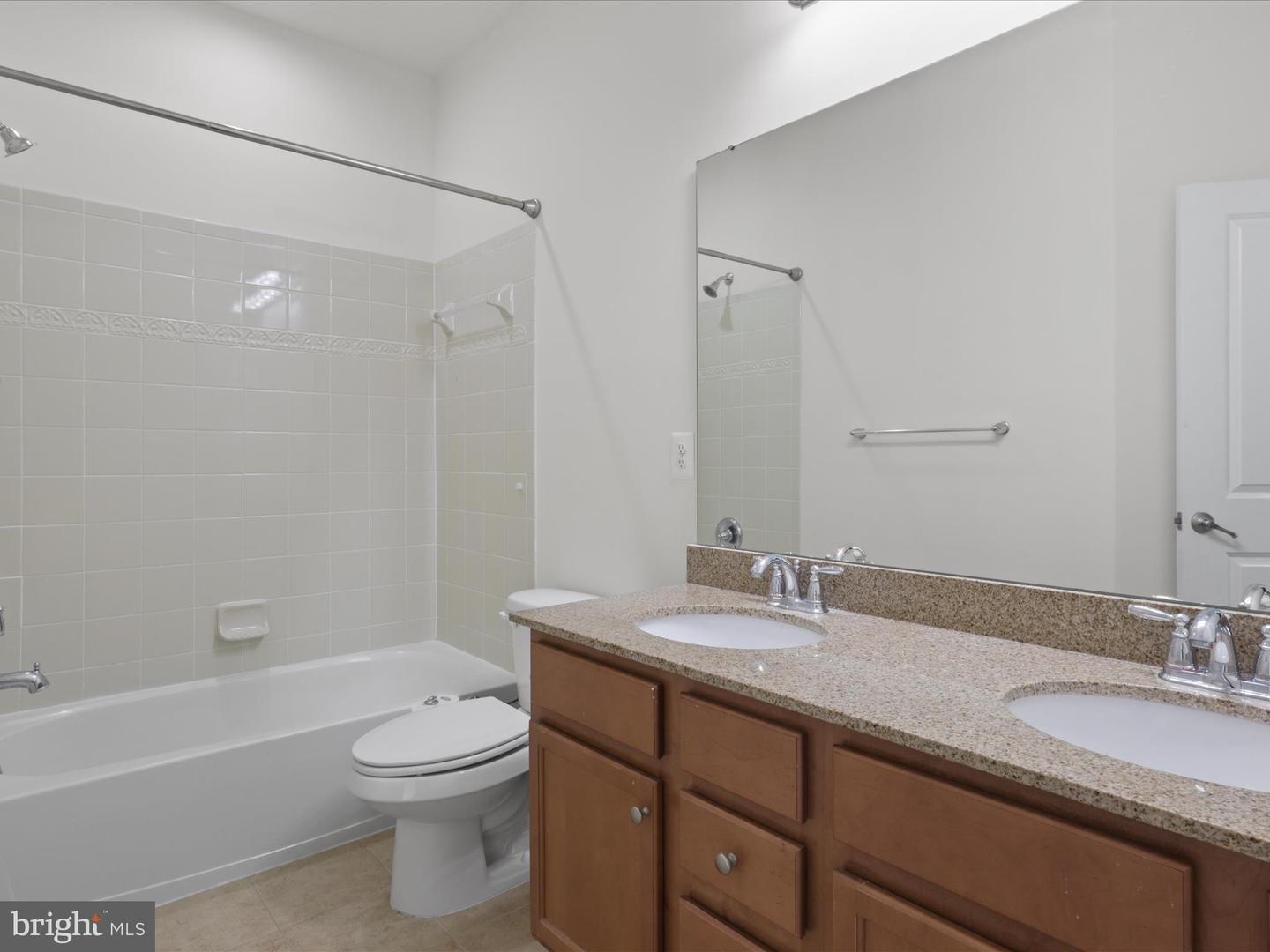 21640 ROMANS DR, ASHBURN, Virginia 20147, 3 Bedrooms Bedrooms, ,2 BathroomsBathrooms,Residential,For sale,21640 ROMANS DR,VALO2098122 MLS # VALO2098122