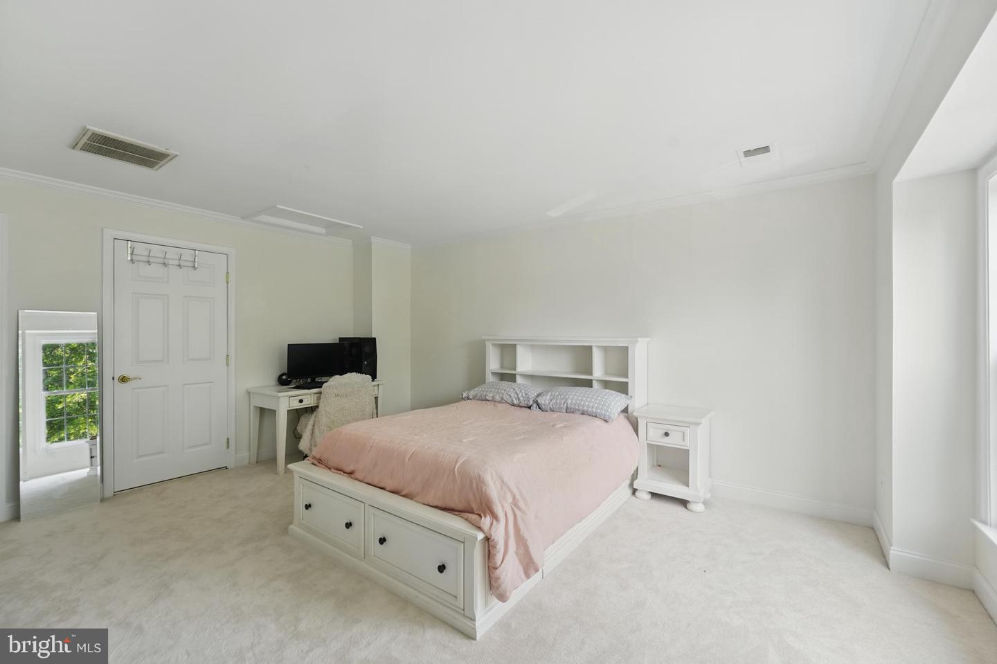 19885 NAPLES LAKES TER, ASHBURN, Virginia 20147, 4 Bedrooms Bedrooms, ,3 BathroomsBathrooms,Residential,For sale,19885 NAPLES LAKES TER,VALO2098170 MLS # VALO2098170