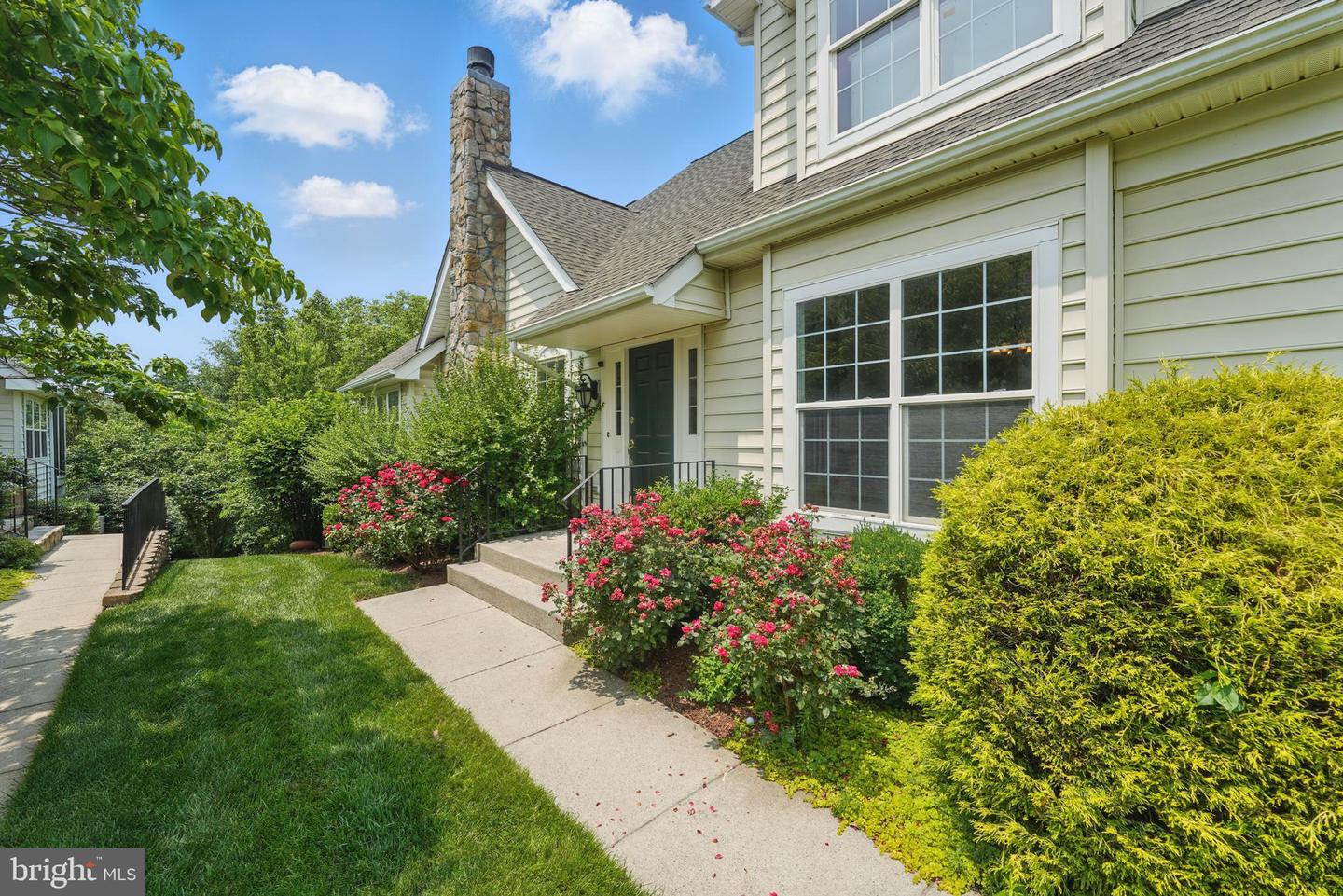 19885 NAPLES LAKES TER, ASHBURN, Virginia 20147, 4 Bedrooms Bedrooms, ,3 BathroomsBathrooms,Residential,For sale,19885 NAPLES LAKES TER,VALO2098170 MLS # VALO2098170