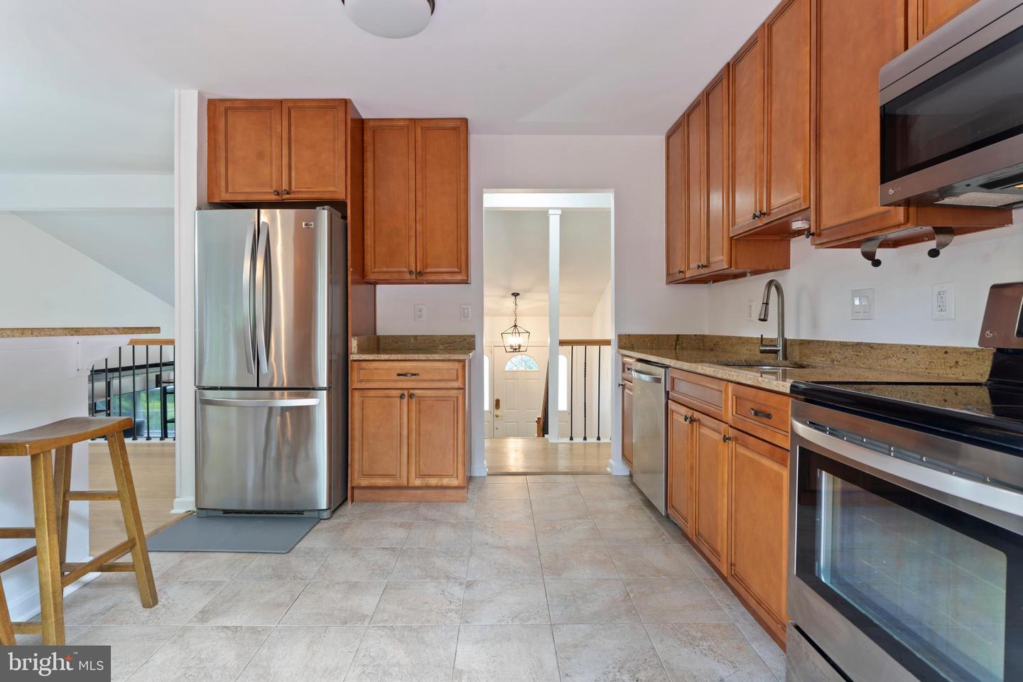 13504 UNION VILLAGE CIR, CLIFTON, Virginia 20124, 4 Bedrooms Bedrooms, ,3 BathroomsBathrooms,Residential,For sale,13504 UNION VILLAGE CIR,VAFX2243878 MLS # VAFX2243878