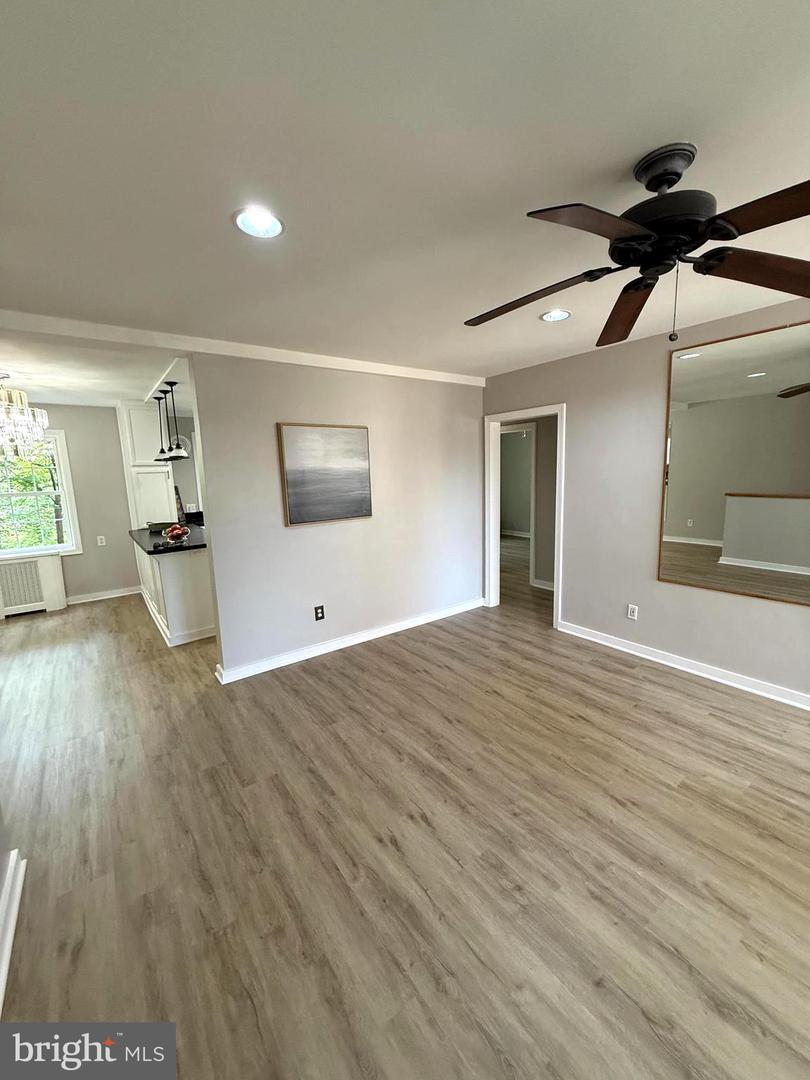 5104 COLUMBIA PIKE #6, ARLINGTON, Virginia 22204, 2 Bedrooms Bedrooms, ,1 BathroomBathrooms,Residential,For sale,5104 COLUMBIA PIKE #6,VAAR2058374 MLS # VAAR2058374