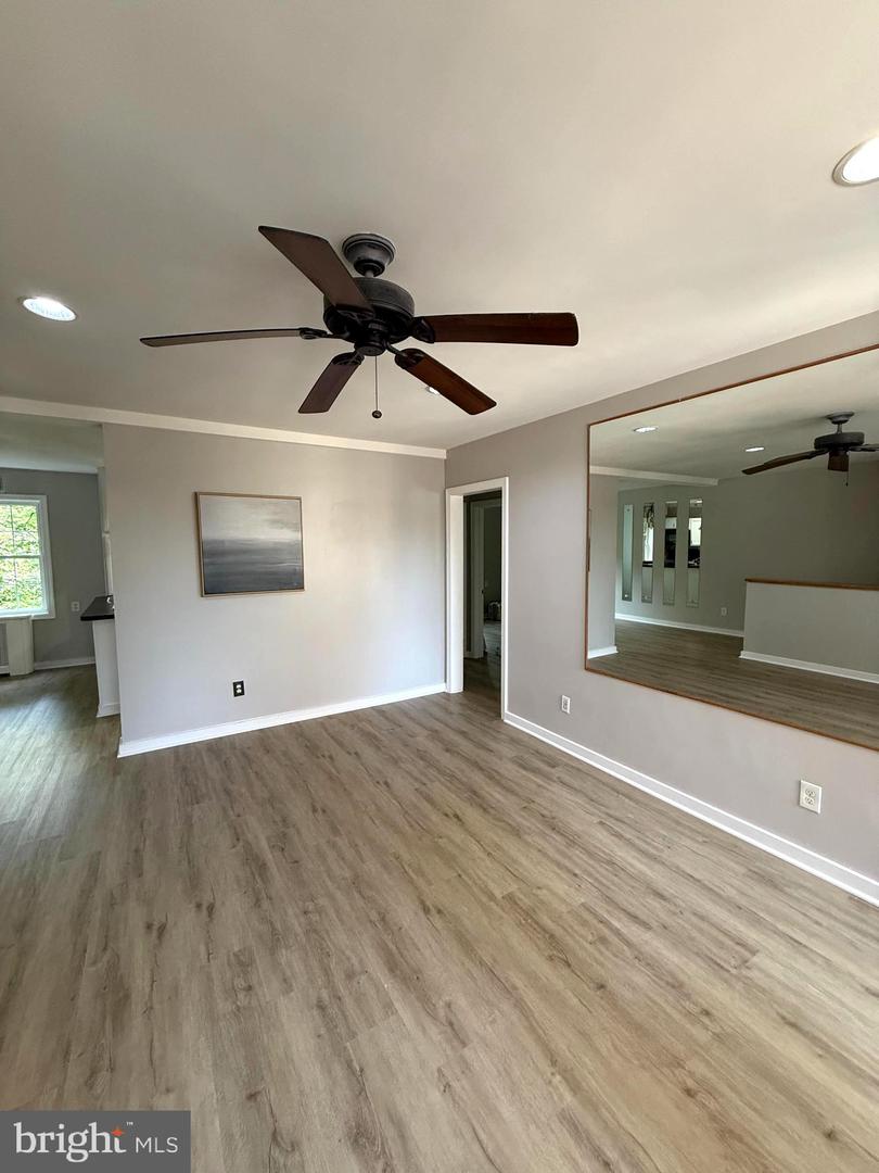 5104 COLUMBIA PIKE #6, ARLINGTON, Virginia 22204, 2 Bedrooms Bedrooms, ,1 BathroomBathrooms,Residential,For sale,5104 COLUMBIA PIKE #6,VAAR2058374 MLS # VAAR2058374