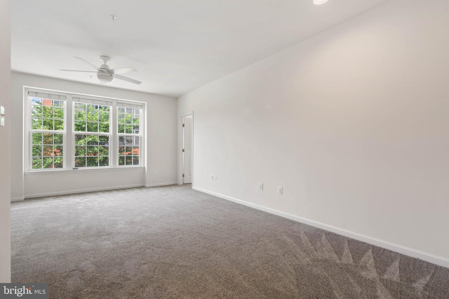 13642 ENDEAVOUR DR #20L, HERNDON, Virginia 20171, 3 Bedrooms Bedrooms, ,2 BathroomsBathrooms,Residential,For sale,13642 ENDEAVOUR DR #20L,VAFX2243582 MLS # VAFX2243582