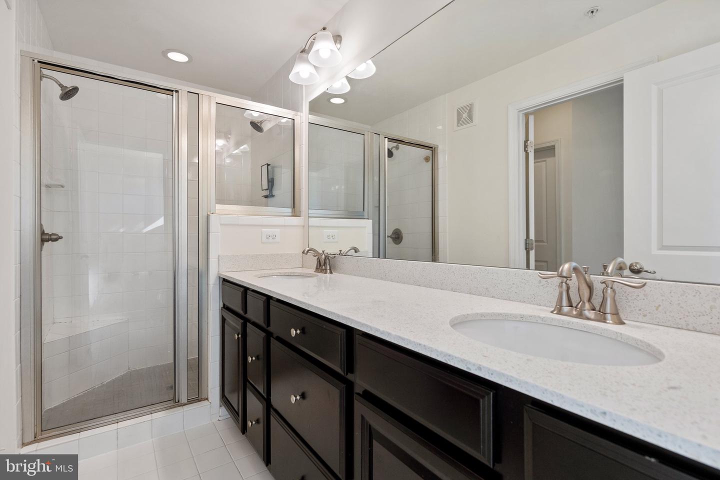 13642 ENDEAVOUR DR #20L, HERNDON, Virginia 20171, 3 Bedrooms Bedrooms, ,2 BathroomsBathrooms,Residential,For sale,13642 ENDEAVOUR DR #20L,VAFX2243582 MLS # VAFX2243582