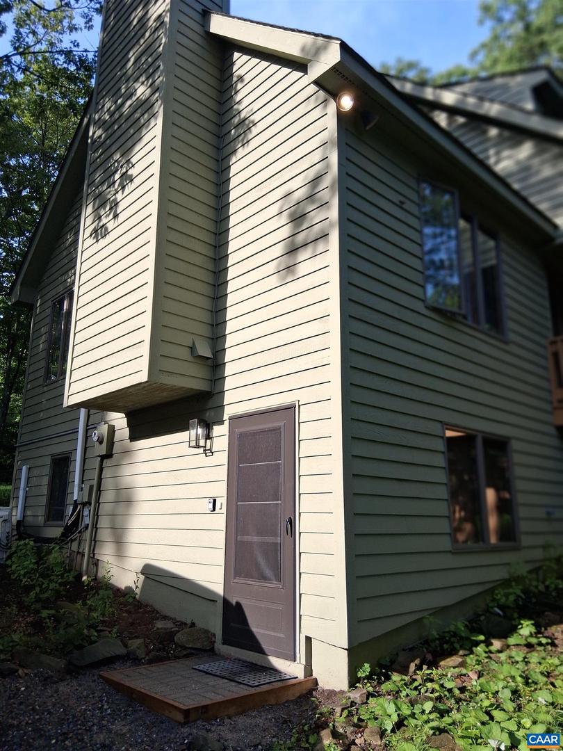 67 S FOREST DR, WINTERGREEN RESORT, Virginia 22967, 4 Bedrooms Bedrooms, ,3 BathroomsBathrooms,Residential,For sale,67 S FOREST DR,665037 MLS # 665037