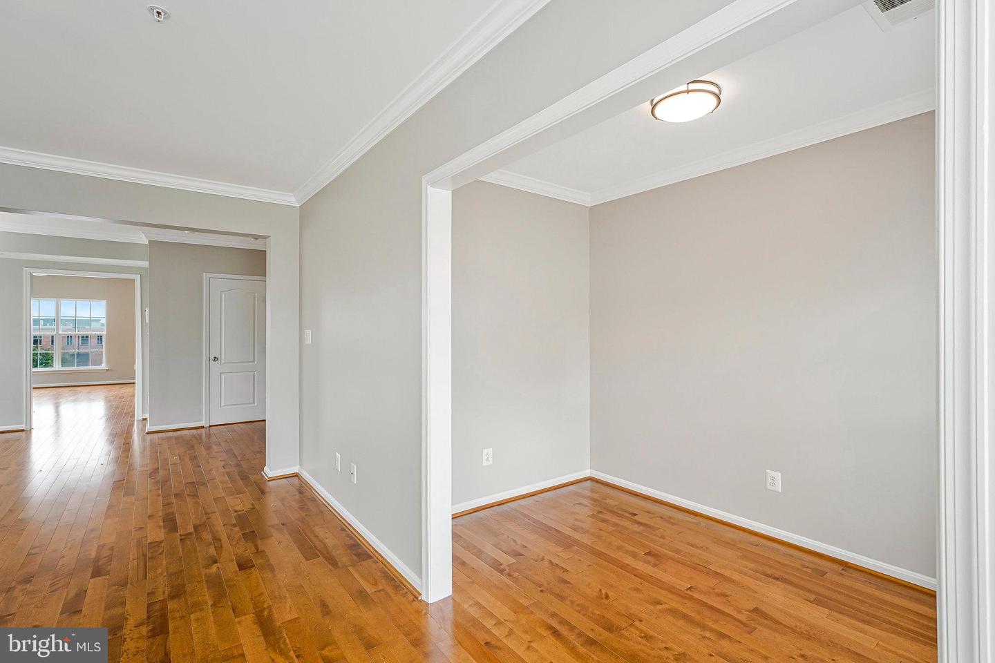 19293 HARLOW SQ, LEESBURG, Virginia 20176, 3 Bedrooms Bedrooms, ,2 BathroomsBathrooms,Residential,For sale,19293 HARLOW SQ,VALO2098106 MLS # VALO2098106