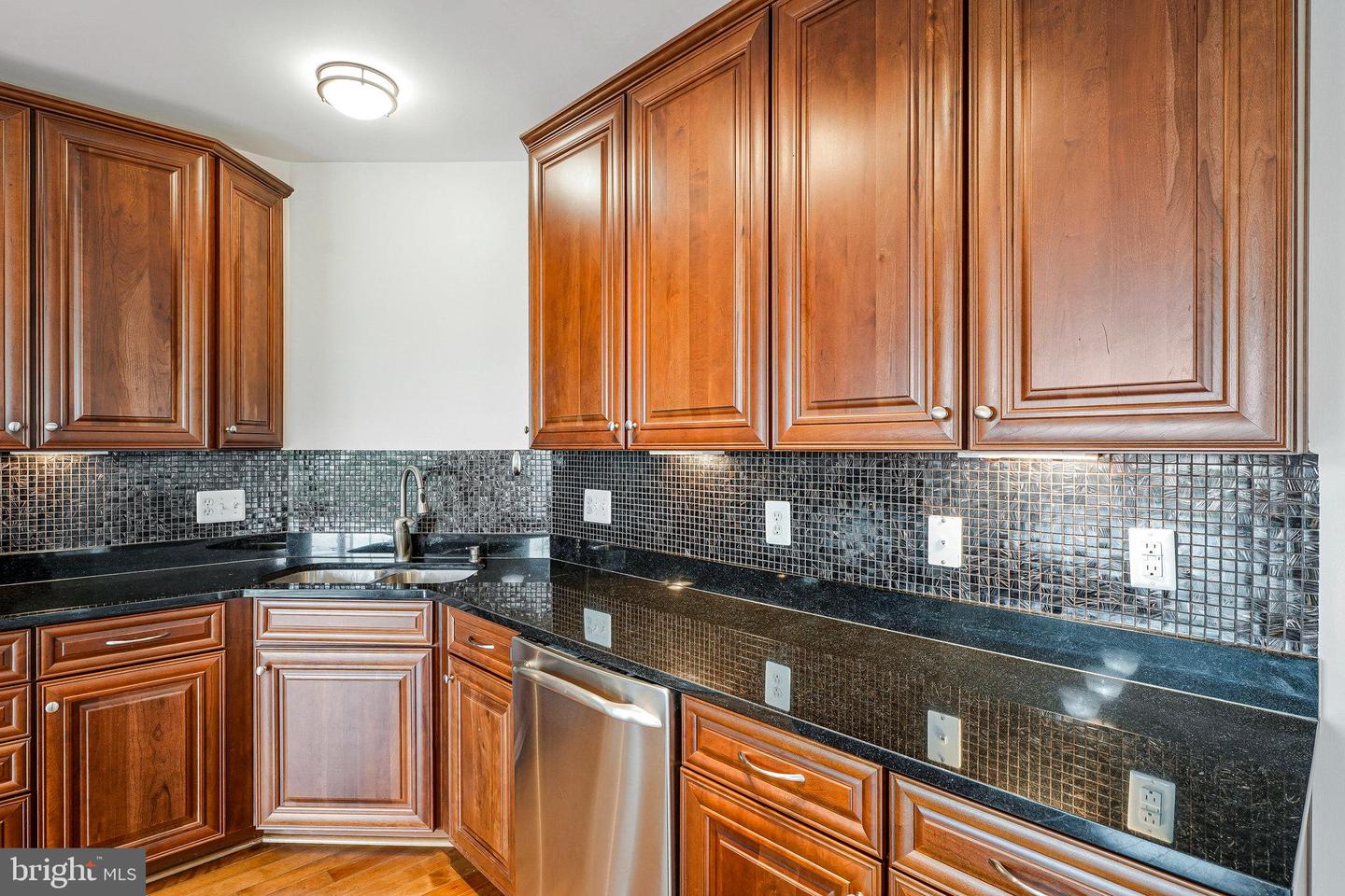 19293 HARLOW SQ, LEESBURG, Virginia 20176, 3 Bedrooms Bedrooms, ,2 BathroomsBathrooms,Residential,For sale,19293 HARLOW SQ,VALO2098106 MLS # VALO2098106
