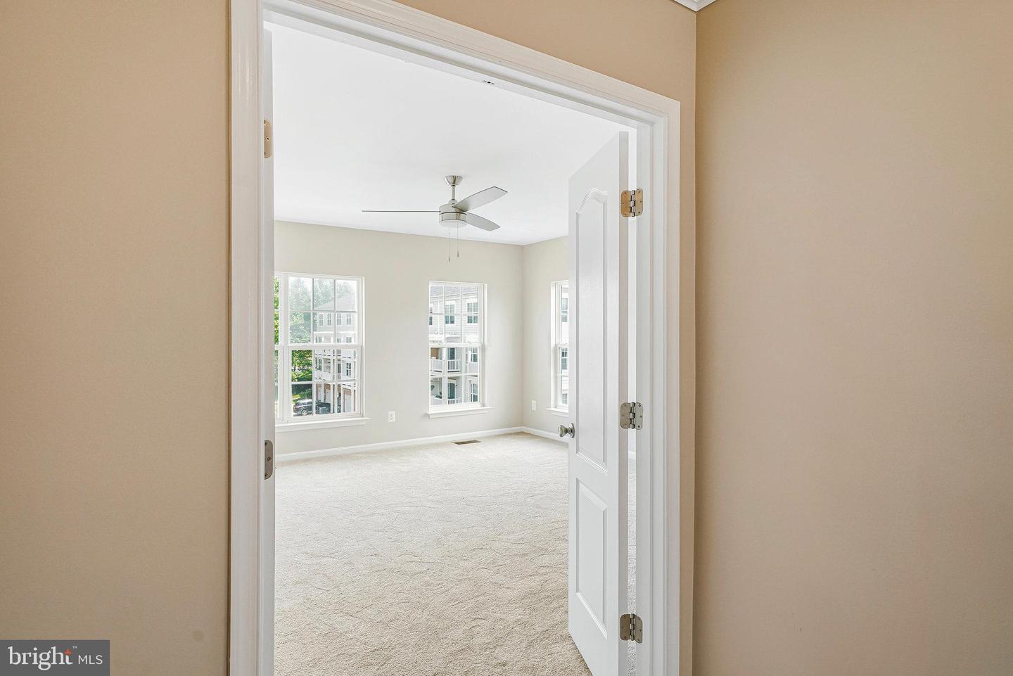 19293 HARLOW SQ, LEESBURG, Virginia 20176, 3 Bedrooms Bedrooms, ,2 BathroomsBathrooms,Residential,For sale,19293 HARLOW SQ,VALO2098106 MLS # VALO2098106