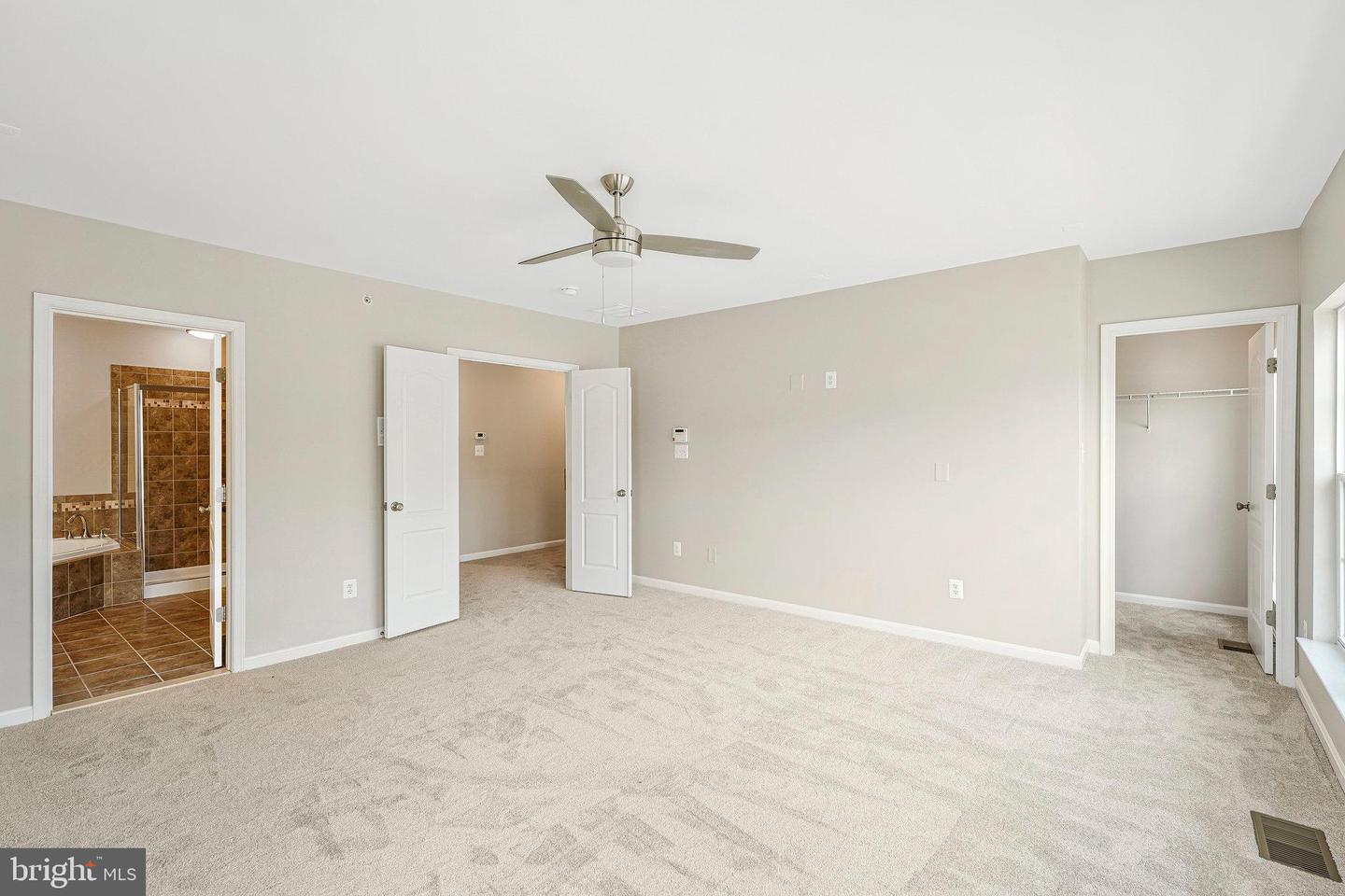 19293 HARLOW SQ, LEESBURG, Virginia 20176, 3 Bedrooms Bedrooms, ,2 BathroomsBathrooms,Residential,For sale,19293 HARLOW SQ,VALO2098106 MLS # VALO2098106