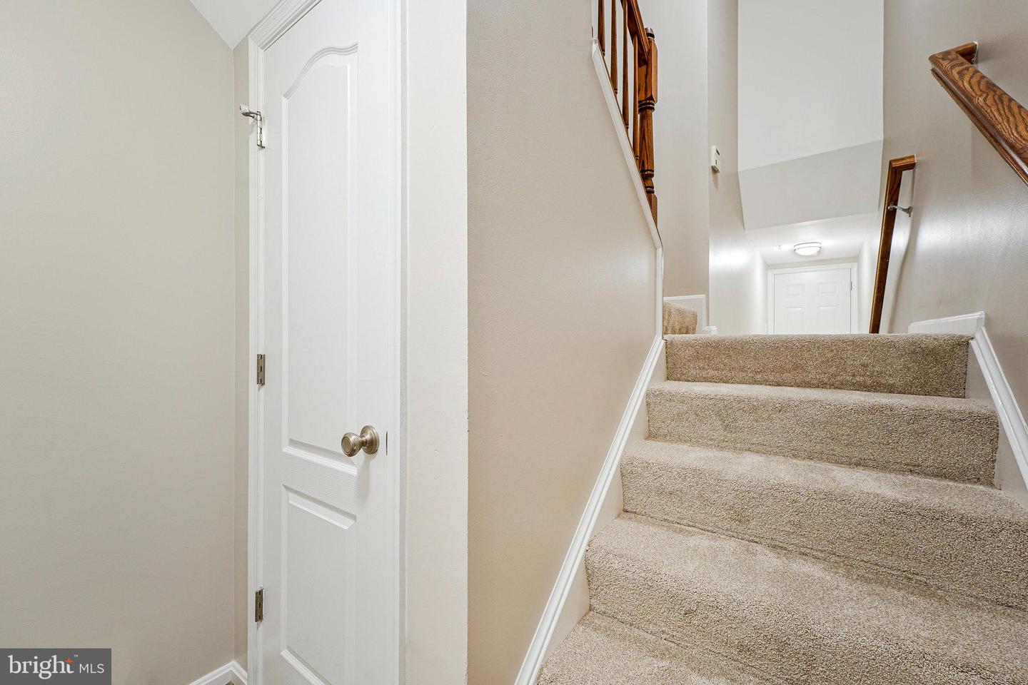 19293 HARLOW SQ, LEESBURG, Virginia 20176, 3 Bedrooms Bedrooms, ,2 BathroomsBathrooms,Residential,For sale,19293 HARLOW SQ,VALO2098106 MLS # VALO2098106