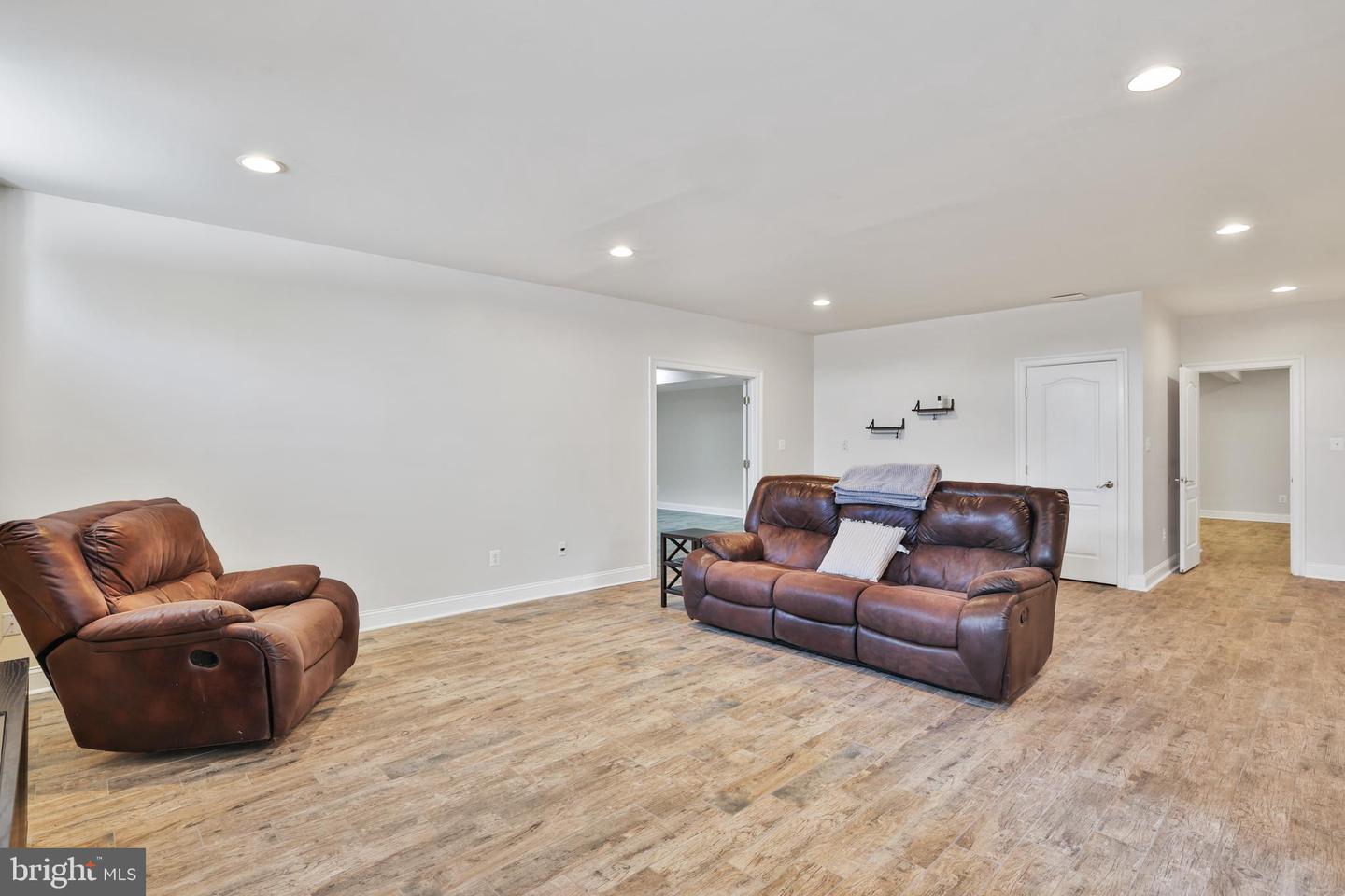 16328 LIMESTONE CT, LEESBURG, Virginia 20176, 5 Bedrooms Bedrooms, ,4 BathroomsBathrooms,Residential,For sale,16328 LIMESTONE CT,VALO2098254 MLS # VALO2098254
