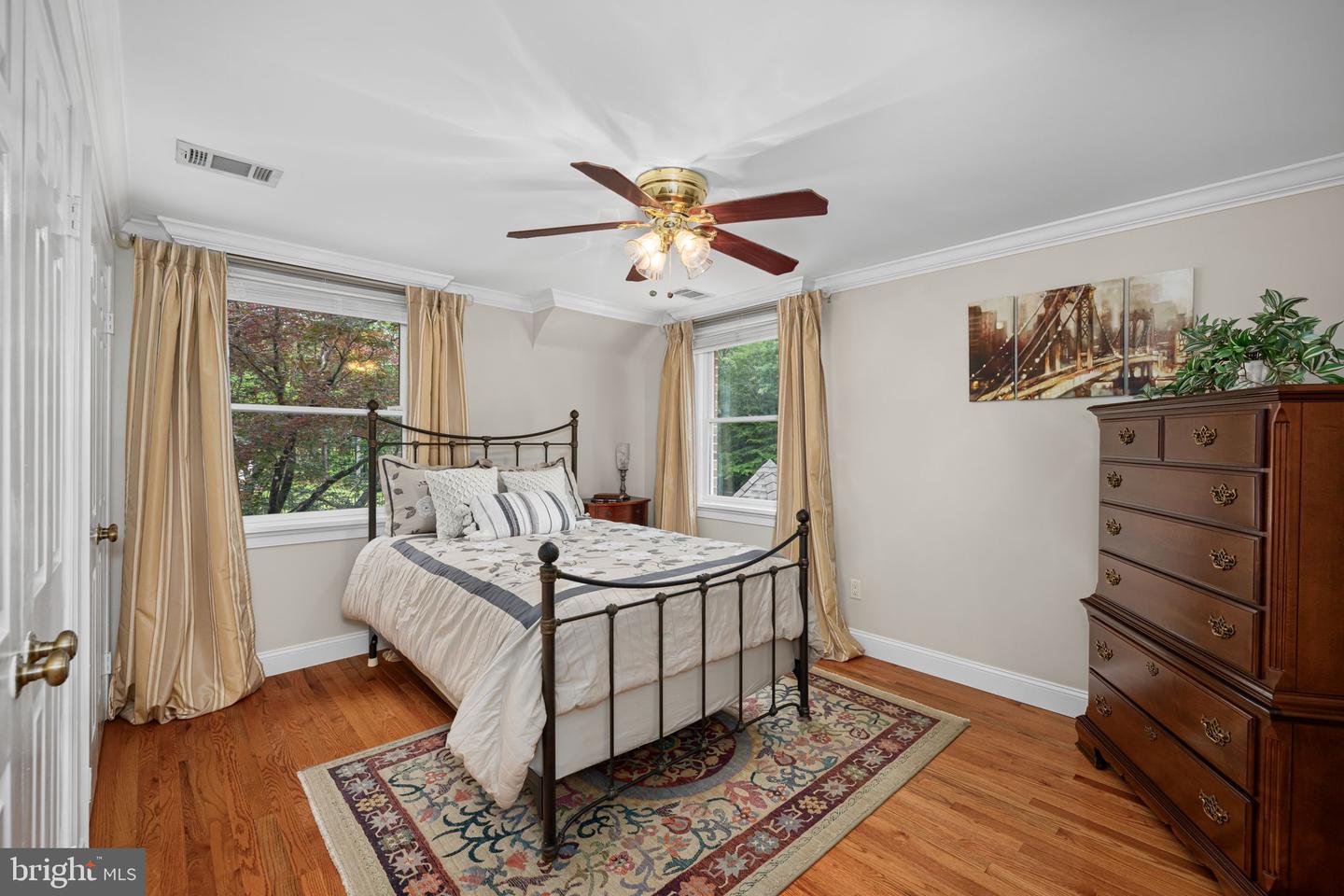 7950 WOODLAND HILLS LN, FAIRFAX STATION, Virginia 22039, 5 Bedrooms Bedrooms, ,3 BathroomsBathrooms,Residential,For sale,7950 WOODLAND HILLS LN,VAFX2244146 MLS # VAFX2244146