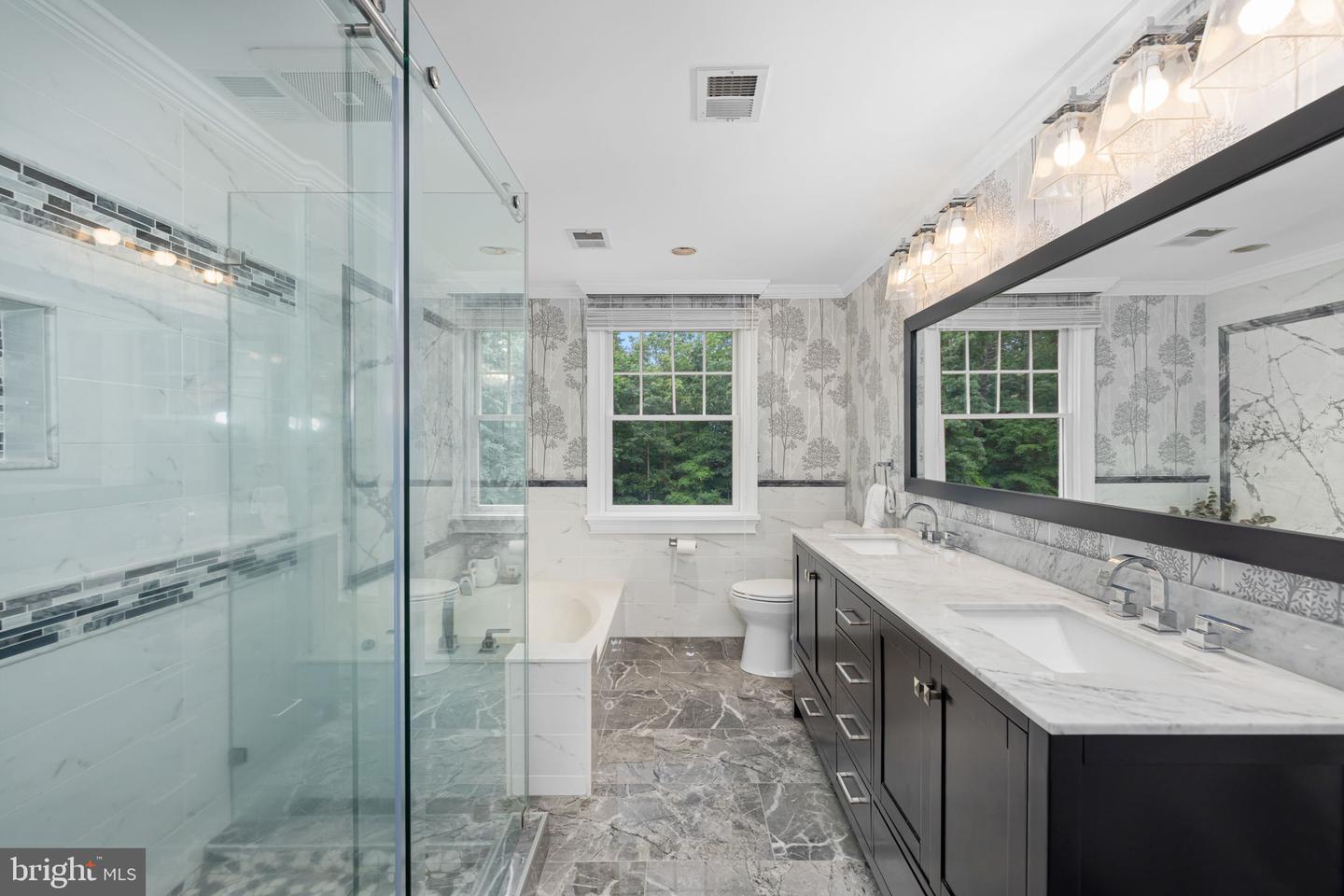 7950 WOODLAND HILLS LN, FAIRFAX STATION, Virginia 22039, 5 Bedrooms Bedrooms, ,3 BathroomsBathrooms,Residential,For sale,7950 WOODLAND HILLS LN,VAFX2244146 MLS # VAFX2244146
