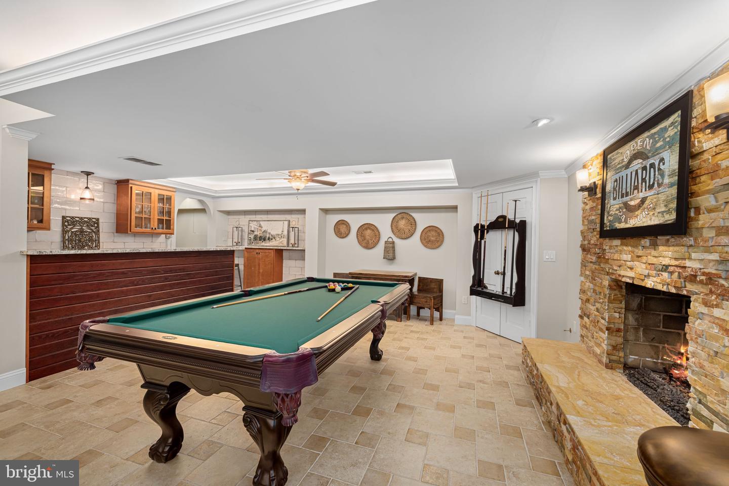 7950 WOODLAND HILLS LN, FAIRFAX STATION, Virginia 22039, 5 Bedrooms Bedrooms, ,3 BathroomsBathrooms,Residential,For sale,7950 WOODLAND HILLS LN,VAFX2244146 MLS # VAFX2244146