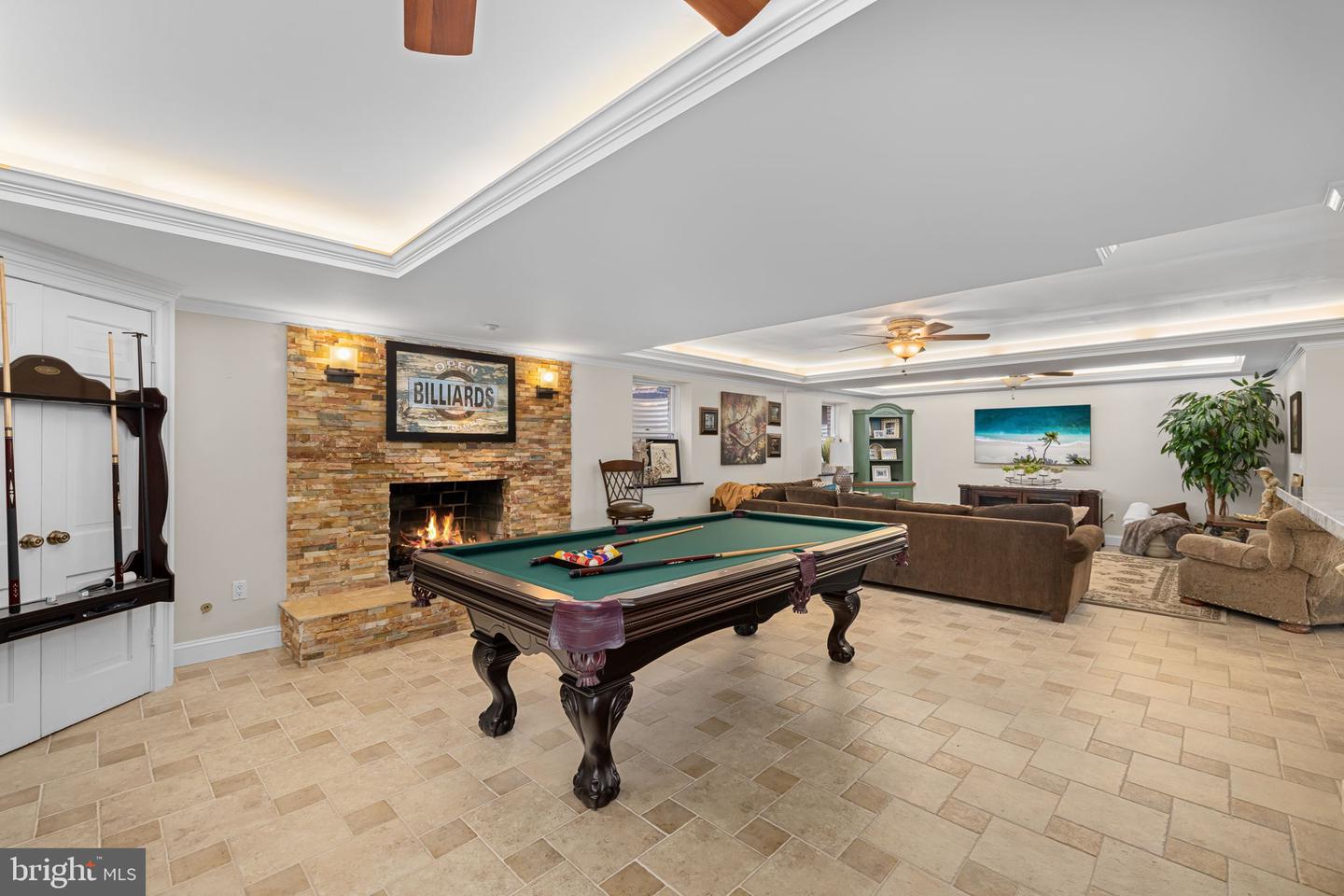 7950 WOODLAND HILLS LN, FAIRFAX STATION, Virginia 22039, 5 Bedrooms Bedrooms, ,3 BathroomsBathrooms,Residential,For sale,7950 WOODLAND HILLS LN,VAFX2244146 MLS # VAFX2244146