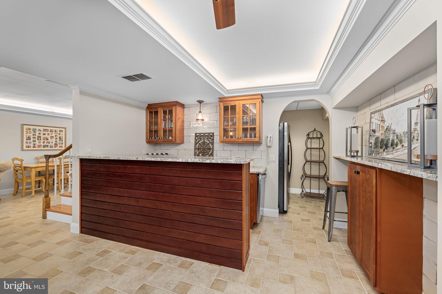 7950 WOODLAND HILLS LN, FAIRFAX STATION, Virginia 22039, 5 Bedrooms Bedrooms, ,3 BathroomsBathrooms,Residential,For sale,7950 WOODLAND HILLS LN,VAFX2244146 MLS # VAFX2244146