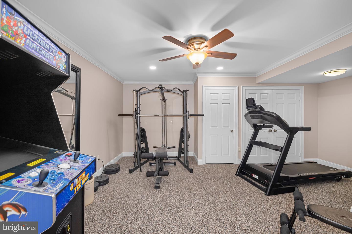 7950 WOODLAND HILLS LN, FAIRFAX STATION, Virginia 22039, 5 Bedrooms Bedrooms, ,3 BathroomsBathrooms,Residential,For sale,7950 WOODLAND HILLS LN,VAFX2244146 MLS # VAFX2244146