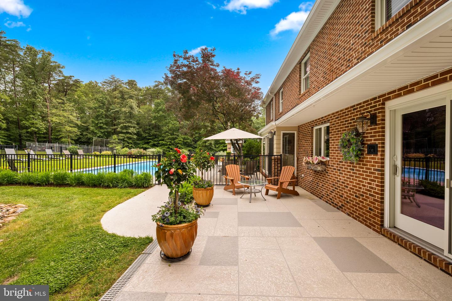 7950 WOODLAND HILLS LN, FAIRFAX STATION, Virginia 22039, 5 Bedrooms Bedrooms, ,3 BathroomsBathrooms,Residential,For sale,7950 WOODLAND HILLS LN,VAFX2244146 MLS # VAFX2244146