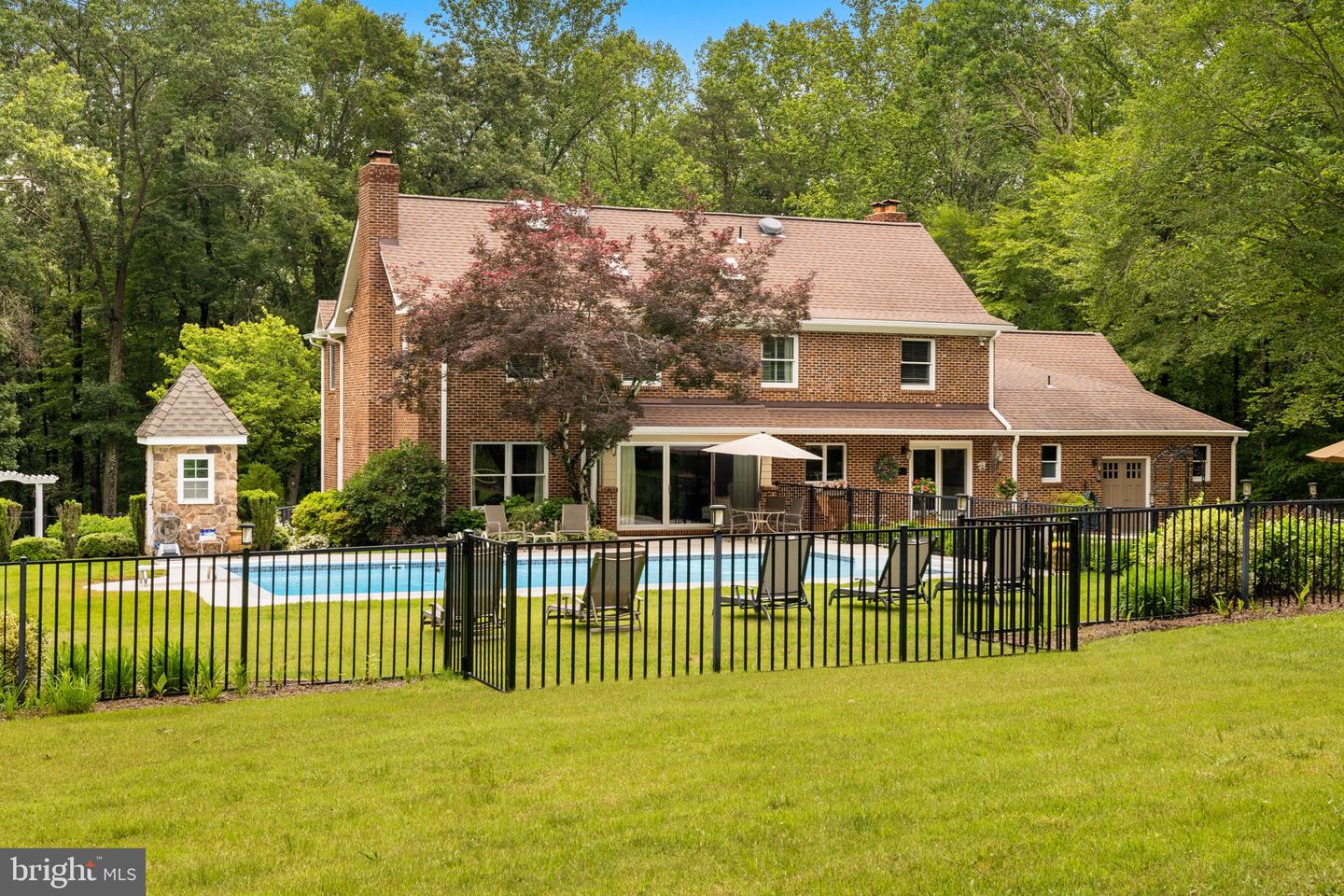 7950 WOODLAND HILLS LN, FAIRFAX STATION, Virginia 22039, 5 Bedrooms Bedrooms, ,3 BathroomsBathrooms,Residential,For sale,7950 WOODLAND HILLS LN,VAFX2244146 MLS # VAFX2244146