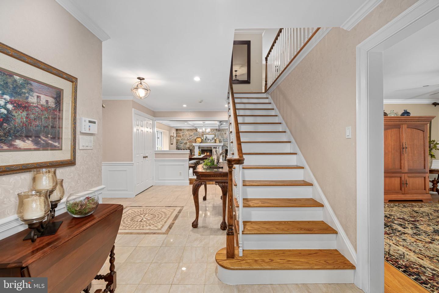 7950 WOODLAND HILLS LN, FAIRFAX STATION, Virginia 22039, 5 Bedrooms Bedrooms, ,3 BathroomsBathrooms,Residential,For sale,7950 WOODLAND HILLS LN,VAFX2244146 MLS # VAFX2244146