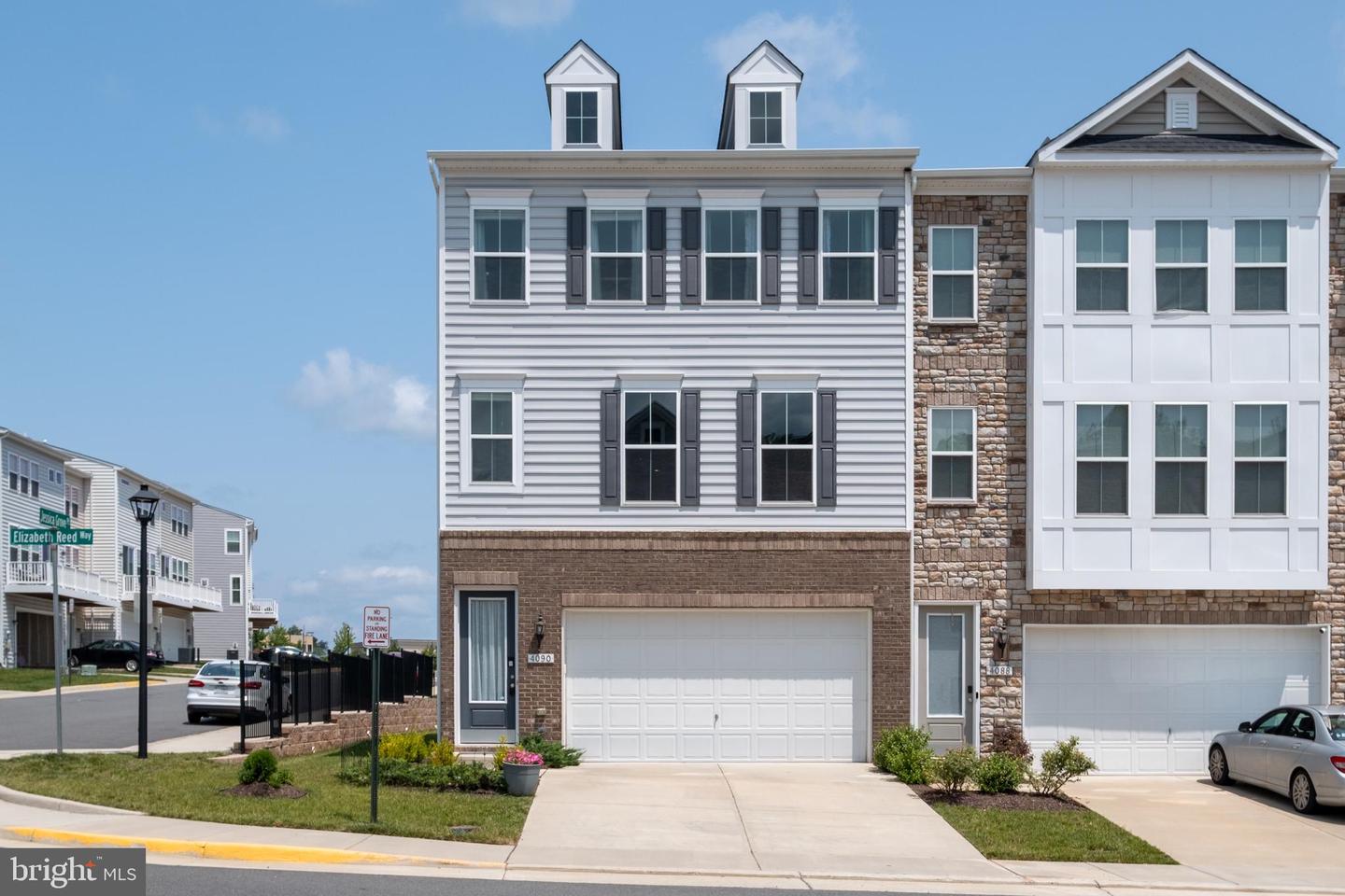 4090 ELIZABETH REED WAY, LAKE RIDGE, Virginia 22192, 4 Bedrooms Bedrooms, ,3 BathroomsBathrooms,Residential,For sale,4090 ELIZABETH REED WAY,VAPW2095906 MLS # VAPW2095906