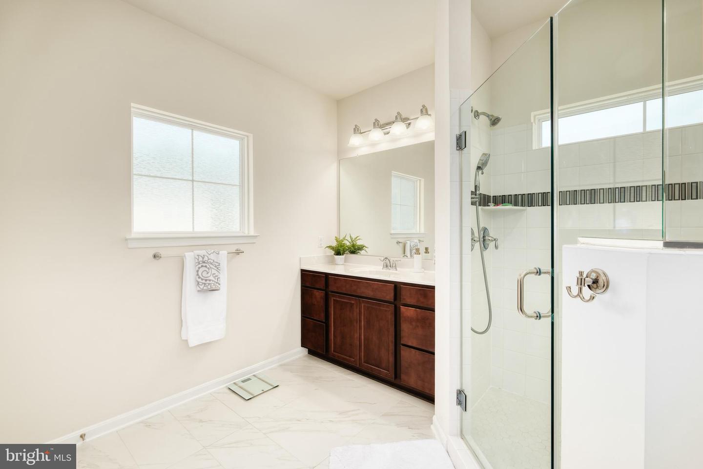 4090 ELIZABETH REED WAY, LAKE RIDGE, Virginia 22192, 4 Bedrooms Bedrooms, ,3 BathroomsBathrooms,Residential,For sale,4090 ELIZABETH REED WAY,VAPW2095906 MLS # VAPW2095906