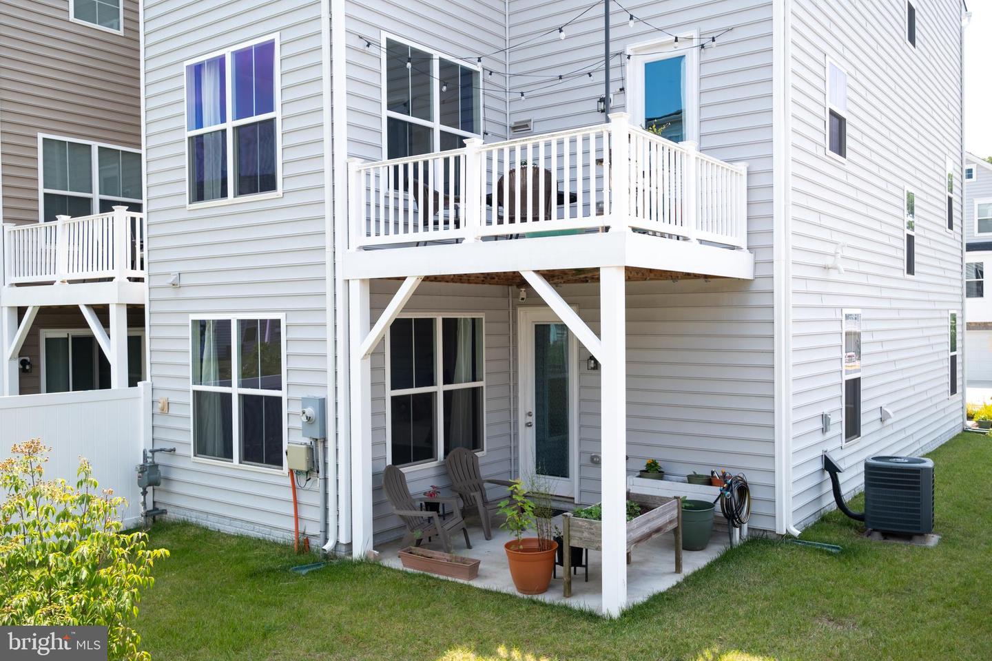 4090 ELIZABETH REED WAY, LAKE RIDGE, Virginia 22192, 4 Bedrooms Bedrooms, ,3 BathroomsBathrooms,Residential,For sale,4090 ELIZABETH REED WAY,VAPW2095906 MLS # VAPW2095906