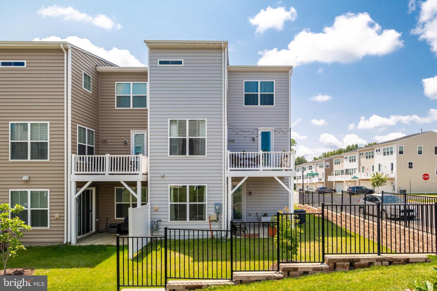 4090 ELIZABETH REED WAY, LAKE RIDGE, Virginia 22192, 4 Bedrooms Bedrooms, ,3 BathroomsBathrooms,Residential,For sale,4090 ELIZABETH REED WAY,VAPW2095906 MLS # VAPW2095906