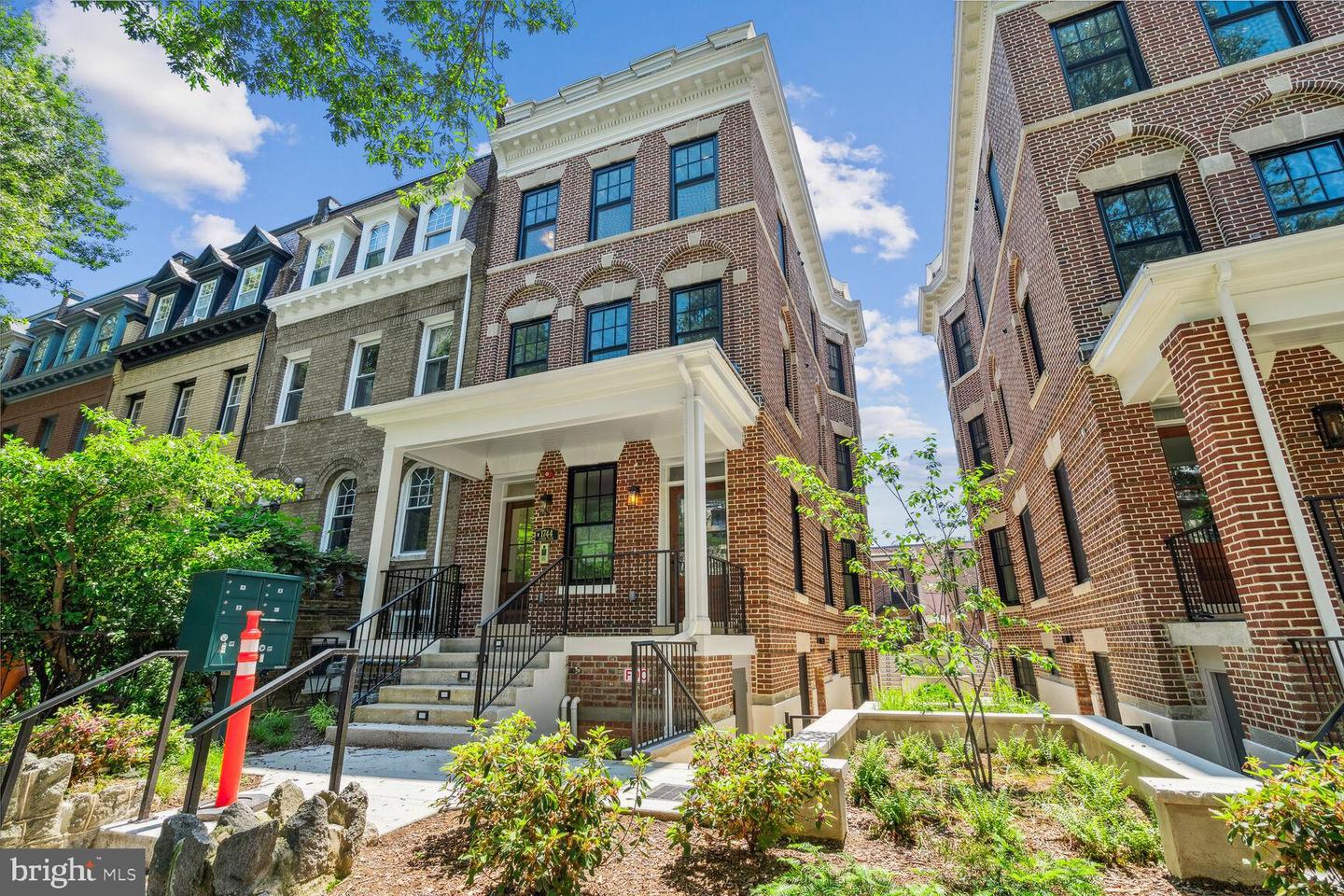 1744 LANIER PL NW #3, WASHINGTON, District Of Columbia 20009, 3 Bedrooms Bedrooms, ,2 BathroomsBathrooms,Residential,For sale,1744 LANIER PL NW #3,DCDC2203376 MLS # DCDC2203376