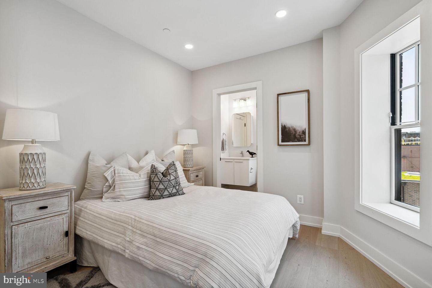1744 LANIER PL NW #3, WASHINGTON, District Of Columbia 20009, 3 Bedrooms Bedrooms, ,2 BathroomsBathrooms,Residential,For sale,1744 LANIER PL NW #3,DCDC2203376 MLS # DCDC2203376