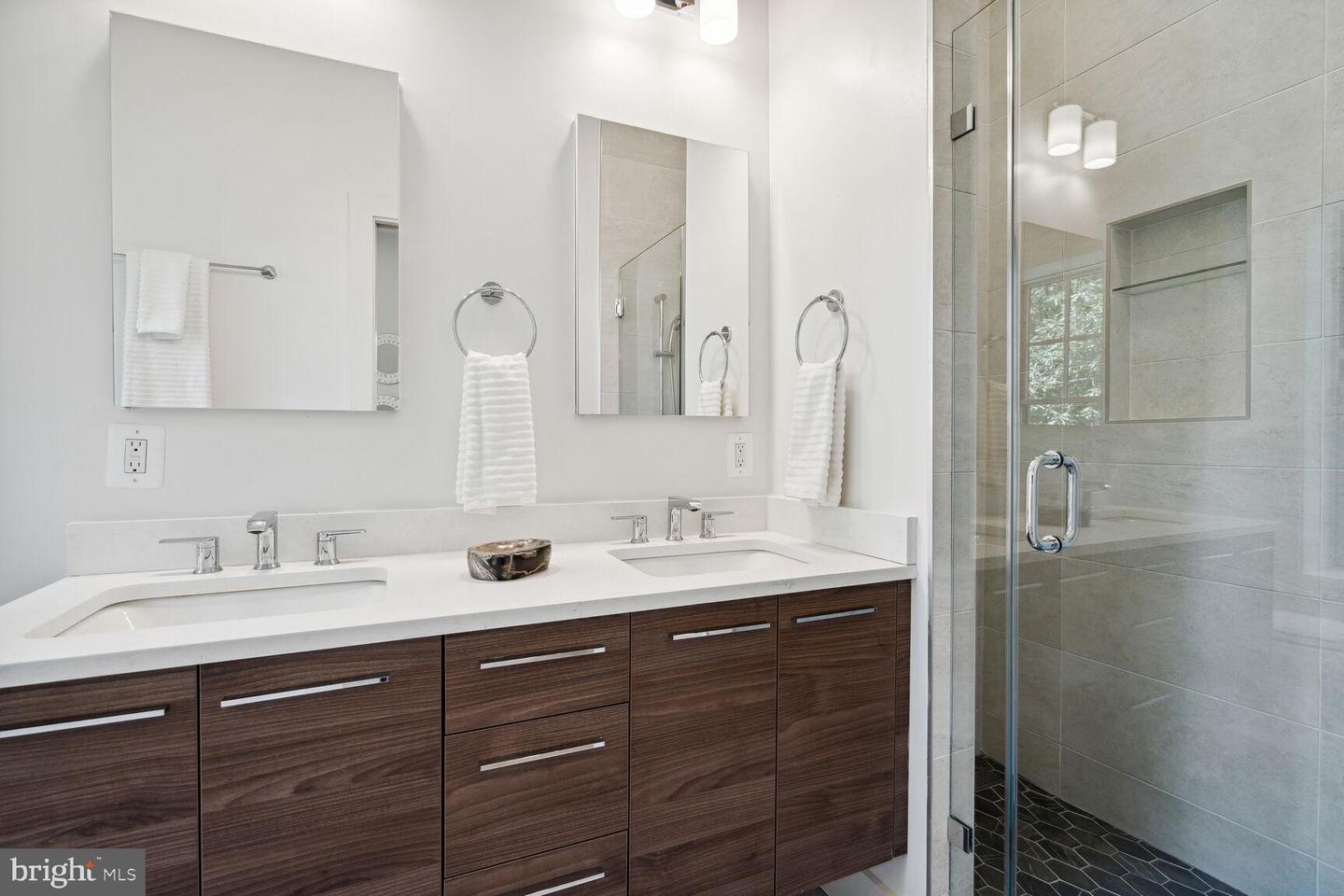 1744 LANIER PL NW #3, WASHINGTON, District Of Columbia 20009, 3 Bedrooms Bedrooms, ,2 BathroomsBathrooms,Residential,For sale,1744 LANIER PL NW #3,DCDC2203376 MLS # DCDC2203376
