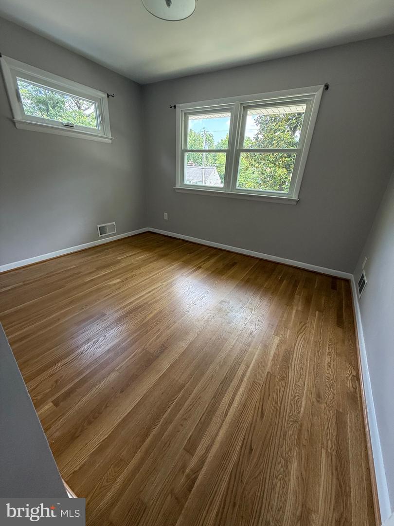 1800 COURTLAND RD, ALEXANDRIA, Virginia 22306, 5 Bedrooms Bedrooms, ,3 BathroomsBathrooms,Residential,For sale,1800 COURTLAND RD,VAFX2244138 MLS # VAFX2244138