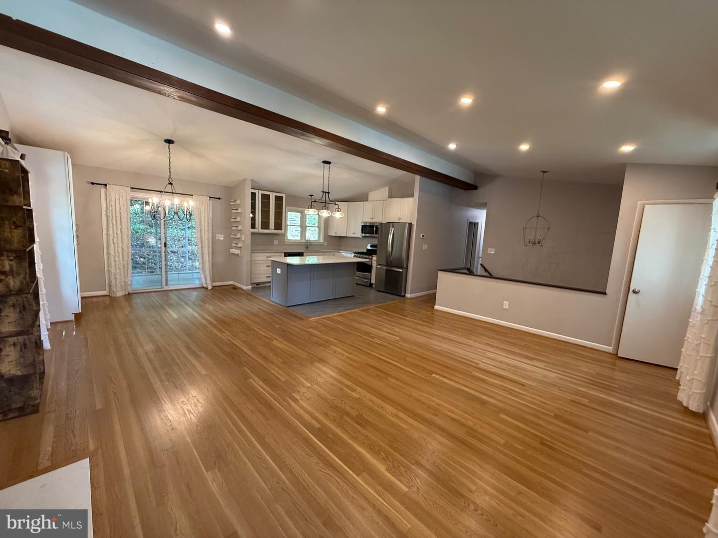 1800 COURTLAND RD, ALEXANDRIA, Virginia 22306, 5 Bedrooms Bedrooms, ,3 BathroomsBathrooms,Residential,For sale,1800 COURTLAND RD,VAFX2244138 MLS # VAFX2244138