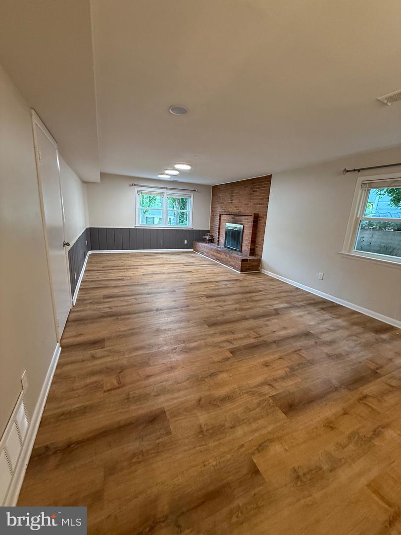 1800 COURTLAND RD, ALEXANDRIA, Virginia 22306, 5 Bedrooms Bedrooms, ,3 BathroomsBathrooms,Residential,For sale,1800 COURTLAND RD,VAFX2244138 MLS # VAFX2244138
