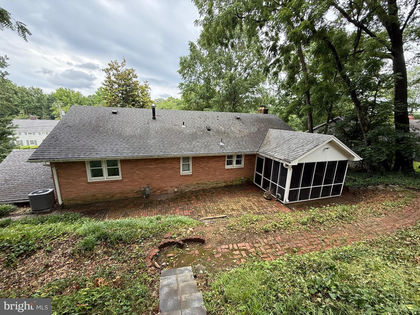 1800 COURTLAND RD, ALEXANDRIA, Virginia 22306, 5 Bedrooms Bedrooms, ,3 BathroomsBathrooms,Residential,For sale,1800 COURTLAND RD,VAFX2244138 MLS # VAFX2244138