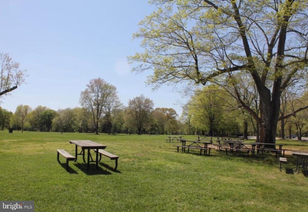 1800 COURTLAND RD, ALEXANDRIA, Virginia 22306, 5 Bedrooms Bedrooms, ,3 BathroomsBathrooms,Residential,For sale,1800 COURTLAND RD,VAFX2244138 MLS # VAFX2244138