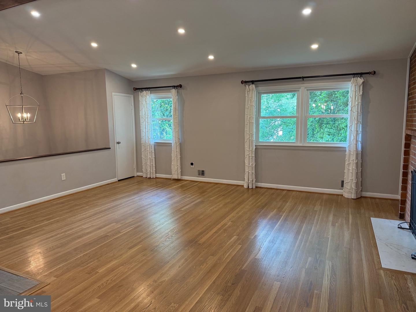 1800 COURTLAND RD, ALEXANDRIA, Virginia 22306, 5 Bedrooms Bedrooms, ,3 BathroomsBathrooms,Residential,For sale,1800 COURTLAND RD,VAFX2244138 MLS # VAFX2244138