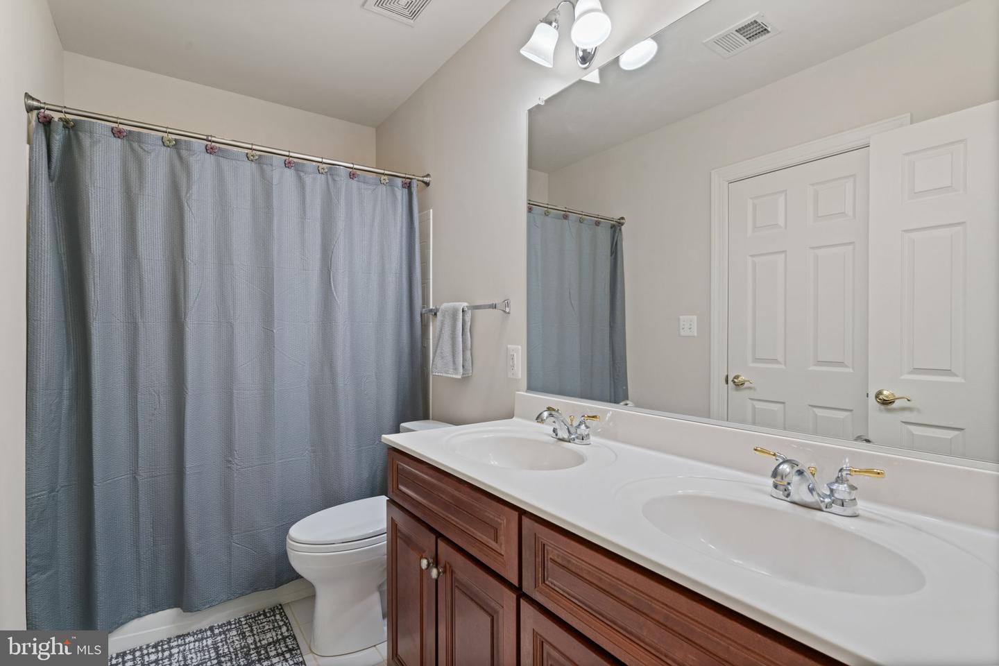 4729 GRAND MASTERS WAY, WOODBRIDGE, Virginia 22192, 5 Bedrooms Bedrooms, ,4 BathroomsBathrooms,Residential,For sale,4729 GRAND MASTERS WAY,VAPW2095852 MLS # VAPW2095852