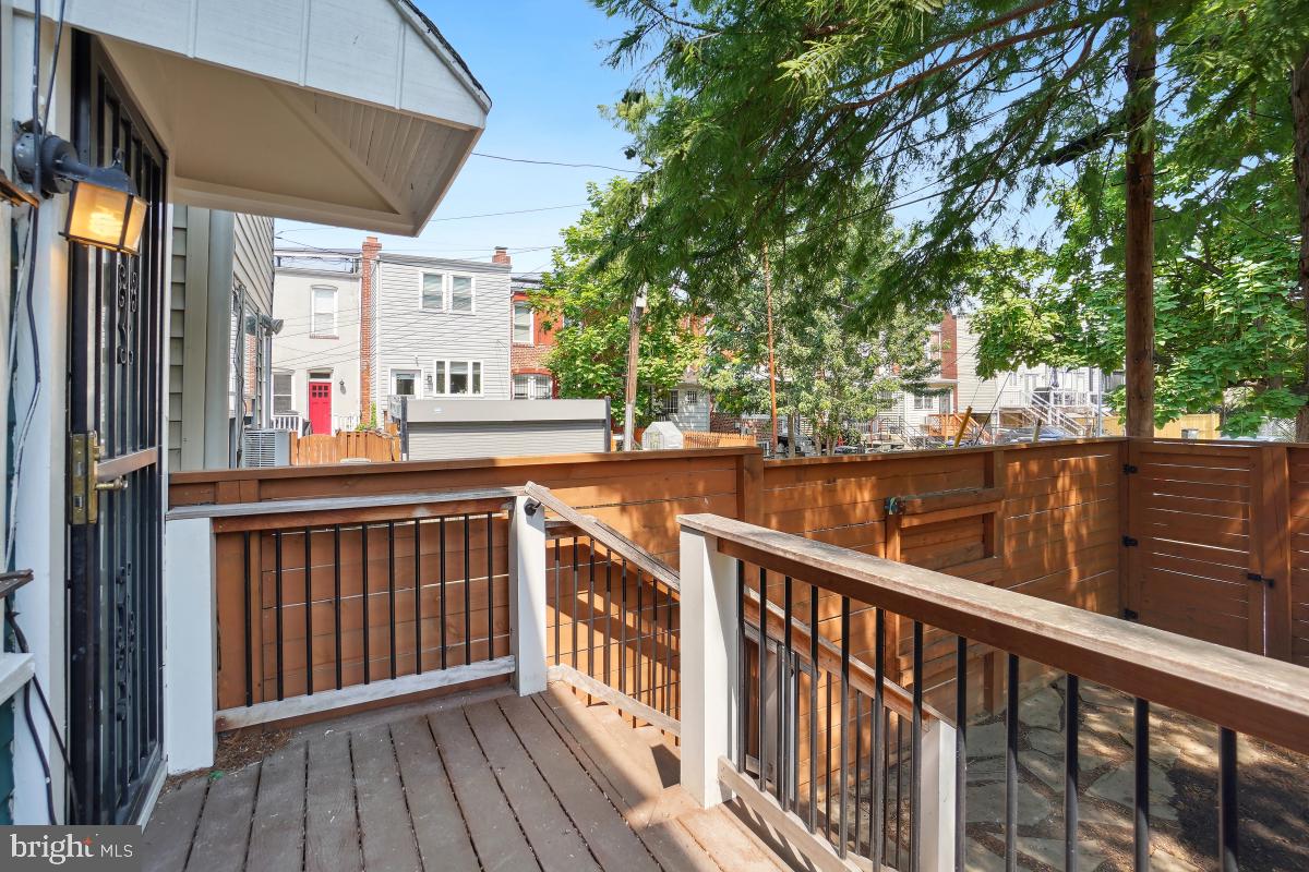 304 BRYANT ST NE, WASHINGTON, District Of Columbia 20002, 2 Bedrooms Bedrooms, ,2 BathroomsBathrooms,Residential,For sale,304 BRYANT ST NE,DCDC2203404 MLS # DCDC2203404