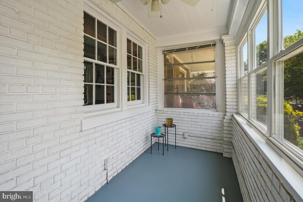 304 BRYANT ST NE, WASHINGTON, District Of Columbia 20002, 2 Bedrooms Bedrooms, ,2 BathroomsBathrooms,Residential,For sale,304 BRYANT ST NE,DCDC2203404 MLS # DCDC2203404