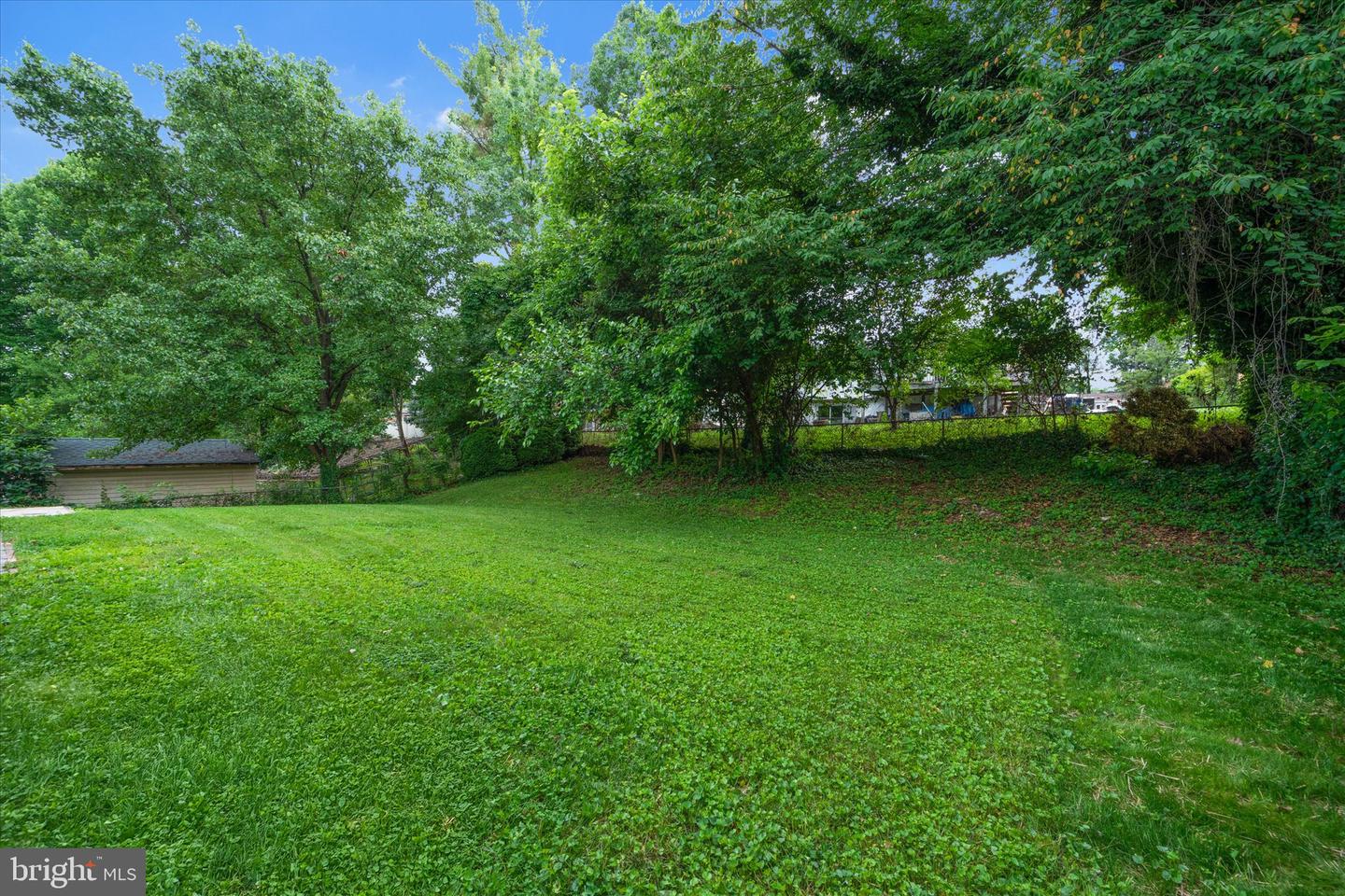 13708 GILBERT RD, WOODBRIDGE, Virginia 22193, 5 Bedrooms Bedrooms, ,3 BathroomsBathrooms,Residential,For sale,13708 GILBERT RD,VAPW2095976 MLS # VAPW2095976