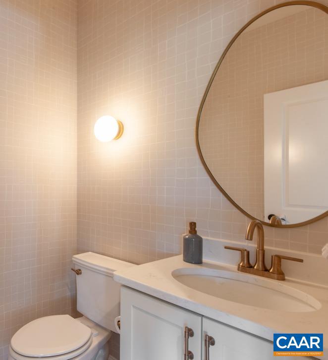 3706 THICKET RUN PL, CHARLOTTESVILLE, Virginia 22911, 5 Bedrooms Bedrooms, ,5 BathroomsBathrooms,Residential,For sale,3706 THICKET RUN PL,665274 MLS # 665274