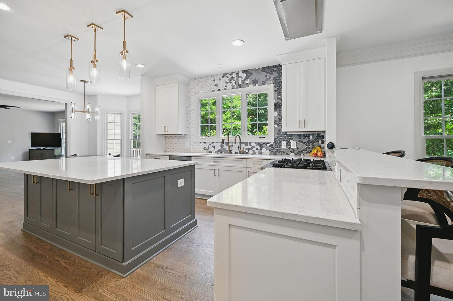 4788 CHARTER CT, WOODBRIDGE, Virginia 22192, 4 Bedrooms Bedrooms, ,3 BathroomsBathrooms,Residential,For sale,4788 CHARTER CT,VAPW2096140 MLS # VAPW2096140