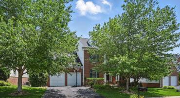 4788 CHARTER CT, WOODBRIDGE, Virginia 22192, 4 Bedrooms Bedrooms, ,3 BathroomsBathrooms,Residential,For sale,4788 CHARTER CT,VAPW2096140 MLS # VAPW2096140