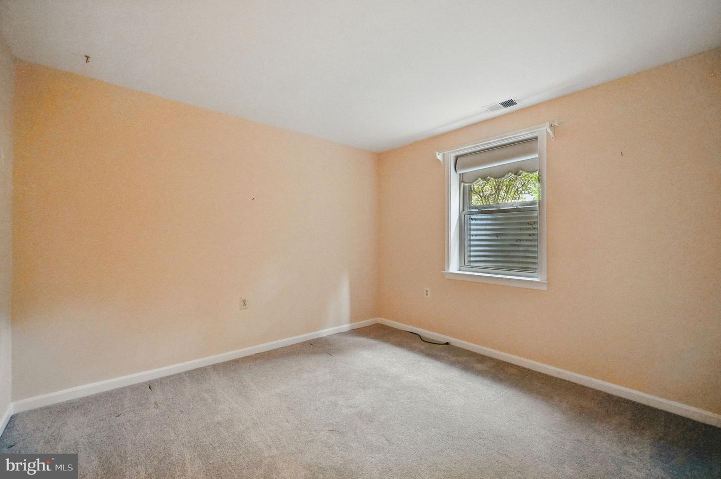 11707 CRITTON CIR, WOODBRIDGE, Virginia 22192, 4 Bedrooms Bedrooms, ,3 BathroomsBathrooms,Residential,For sale,11707 CRITTON CIR,VAPW2096150 MLS # VAPW2096150