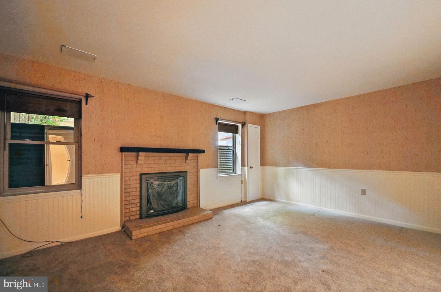 11707 CRITTON CIR, WOODBRIDGE, Virginia 22192, 4 Bedrooms Bedrooms, ,3 BathroomsBathrooms,Residential,For sale,11707 CRITTON CIR,VAPW2096150 MLS # VAPW2096150