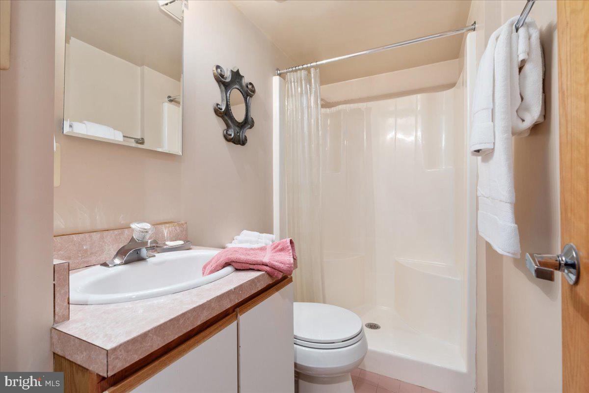 11656 SANDAL WOOD LN, MANASSAS, Virginia 20112, 4 Bedrooms Bedrooms, ,4 BathroomsBathrooms,Residential,For sale,11656 SANDAL WOOD LN,VAPW2095982 MLS # VAPW2095982